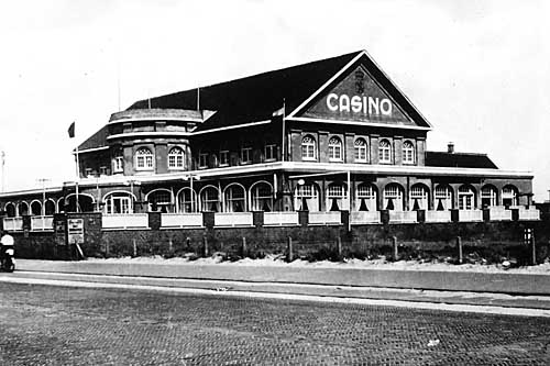  het Kurhaus met het Casino  