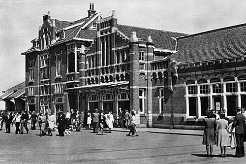 Stationsgebouw in 1935 